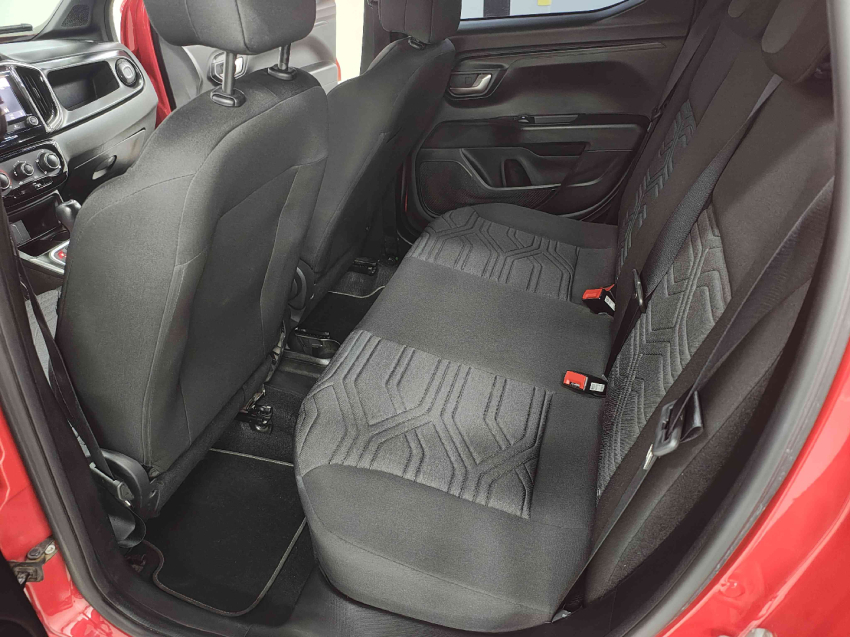 fiat strada 1.3 firefly flex volcano cd cvt 4p automatico 20236