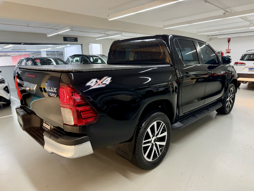 toyota hilux 2.8 srv 4x4 cd 16v diesel 4p automatico 2.7 20175