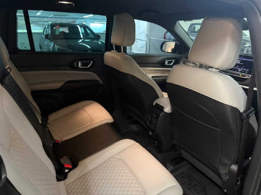 jeep commander 2.0 td380 turbo diesel limited at9 4p automatico 20237