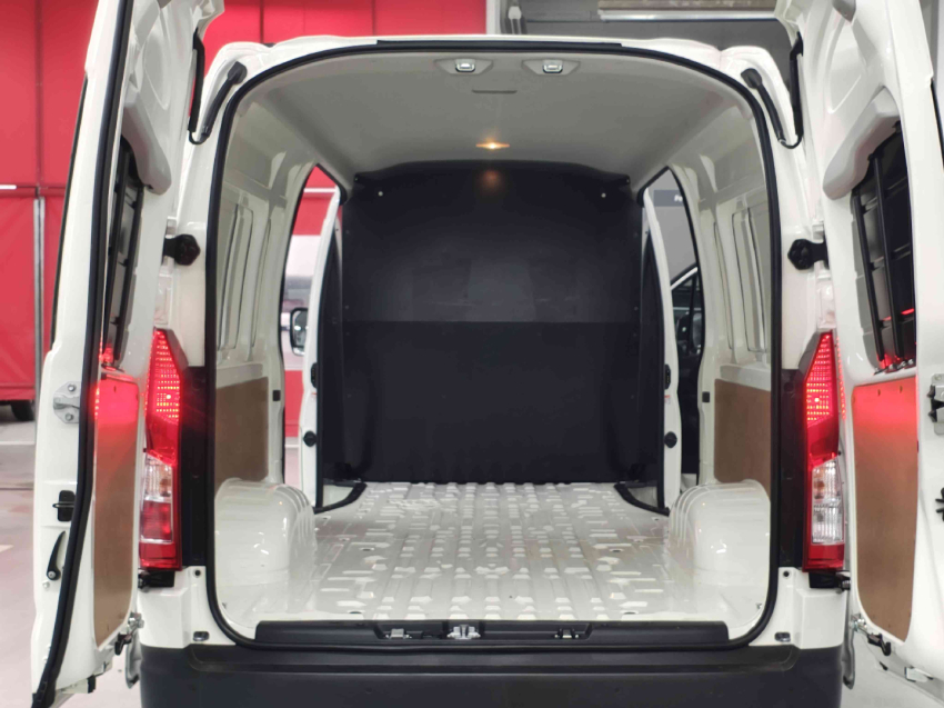 toyota hiace 2.8 d-4d turbo diesel furgao dx automatico 4p 20266