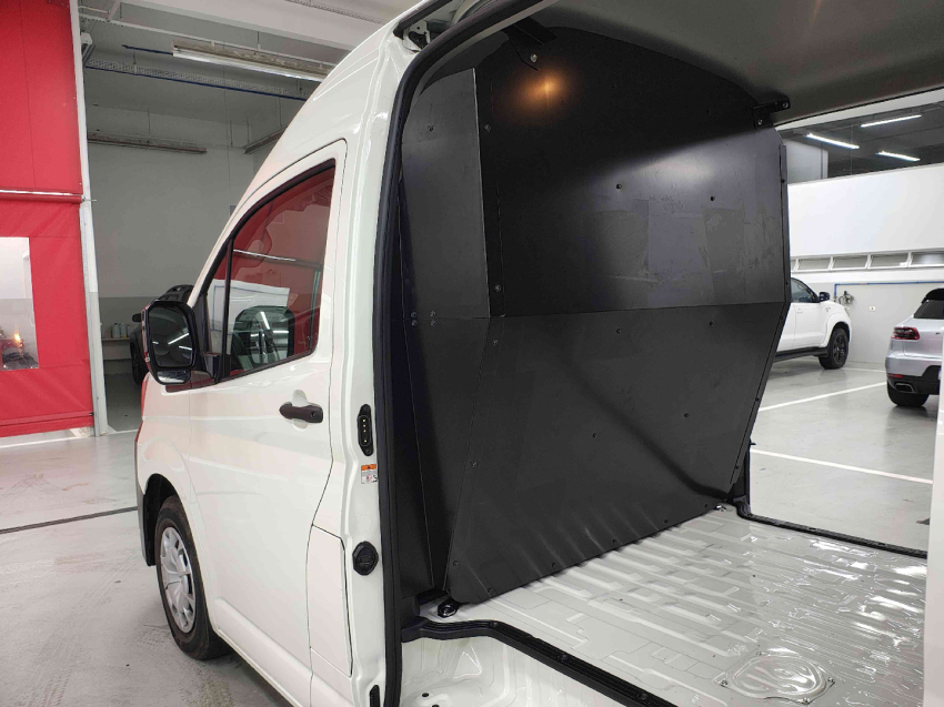 toyota hiace 2.8 d-4d turbo diesel furgao dx automatico 4p 20268