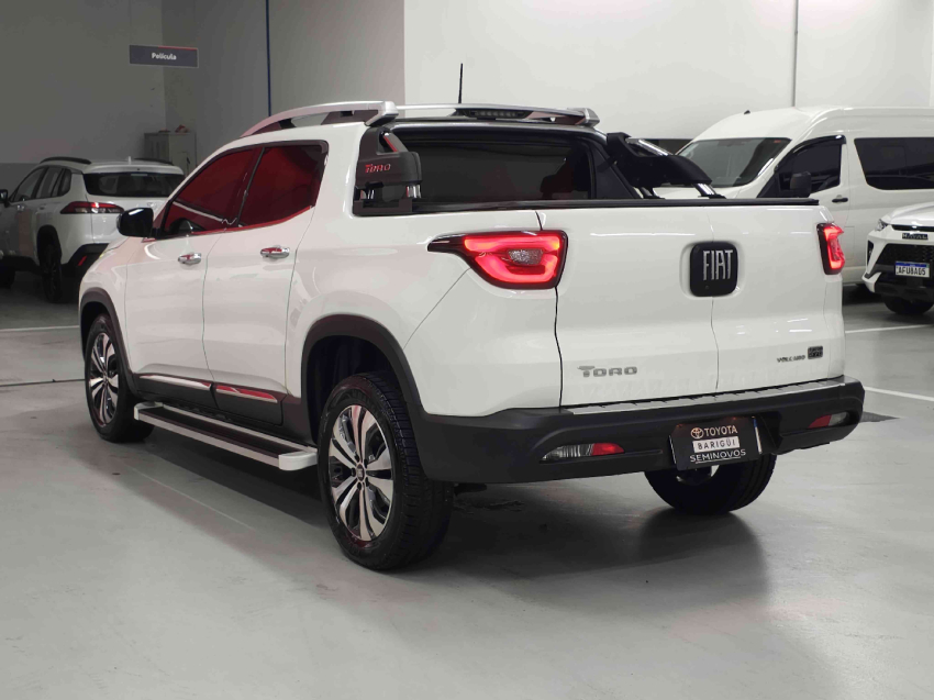 fiat toro 1.3 turbo 270 flex volcano at6 4p automatico 20223