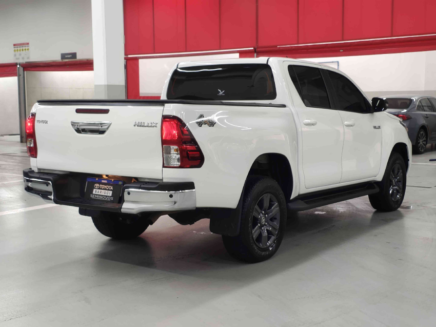 toyota hilux 2.8 d-4d turbo diesel cd sr 4x4 automatico 4p 20245