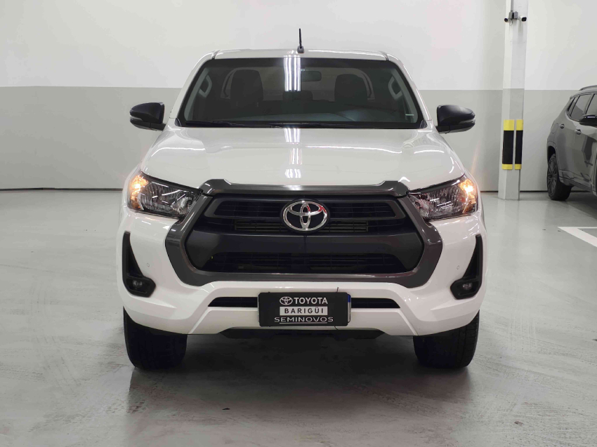toyota hilux 2.8 d-4d turbo diesel cd sr 4x4 automatico 4p 20241