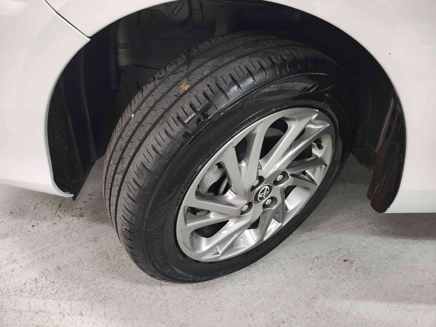 toyota yaris 1.5 16v flex sedan xs multidrive 4p automatico 202511