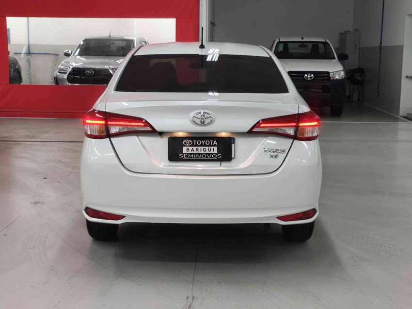 toyota yaris 1.5 16v flex sedan xs multidrive 4p automatico 20254