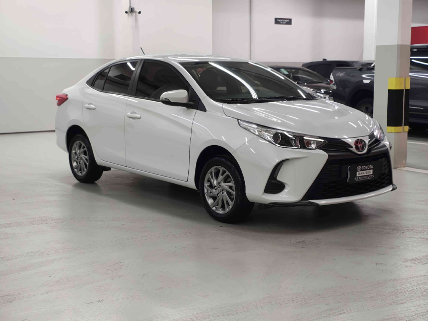 toyota yaris 1.5 16v flex sedan xs multidrive 4p automatico 20250