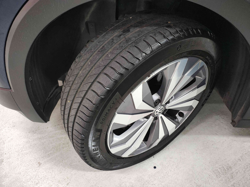 volkswagen t-cross 1.0 200 tsi total flex comfortline automatico 4p 202012