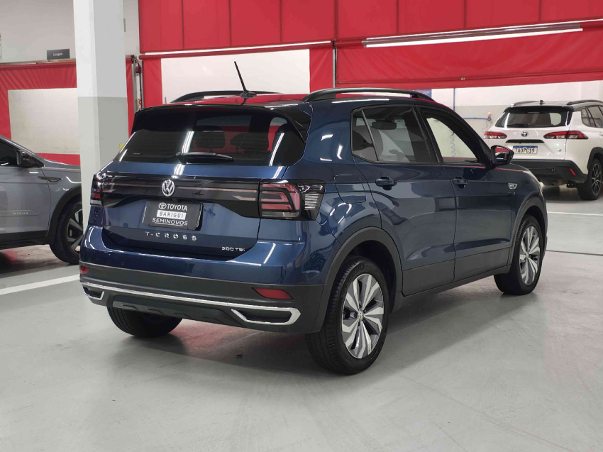 volkswagen t-cross 1.0 200 tsi total flex comfortline automatico 4p 20205