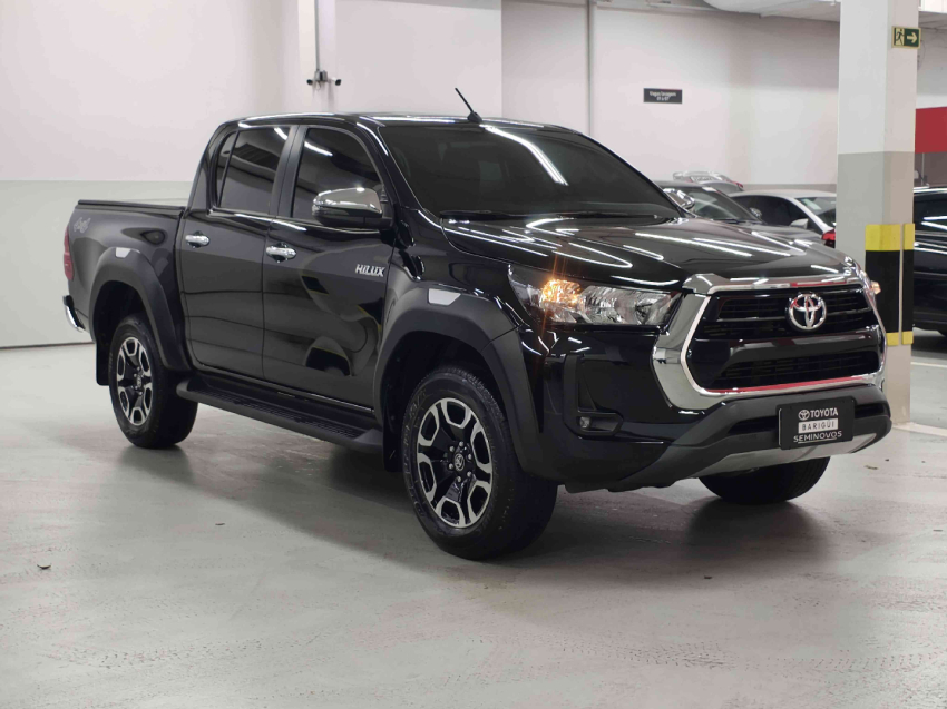 toyota hilux 2.8 d-4d turbo diesel cd srv 4x4 automatico 4p 20240