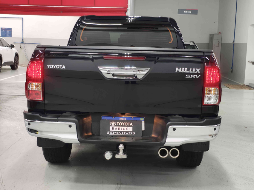 toyota hilux 2.8 d-4d turbo diesel cd srv 4x4 automatico 4p 20244