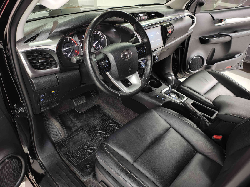 toyota hilux 2.8 d-4d turbo diesel cd srv 4x4 automatico 4p 20249