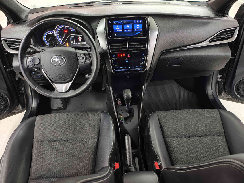 toyota yaris 1.5 16v flex xs connect multidrive 4p automatico 20237