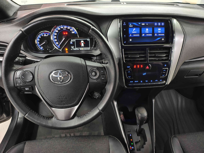 toyota yaris 1.5 16v flex xs connect multidrive 4p automatico 20238