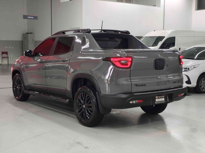 fiat toro 1.3 turbo 270 flex ultra at6 4p automatico 20253