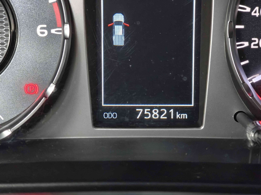 toyota hilux 2.8 d-4d turbo diesel cd srx plus 4x4 automatico 4p 202410