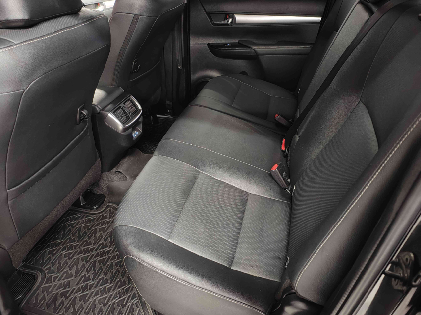 toyota hilux 2.8 d-4d turbo diesel cd srx plus 4x4 automatico 4p 20246