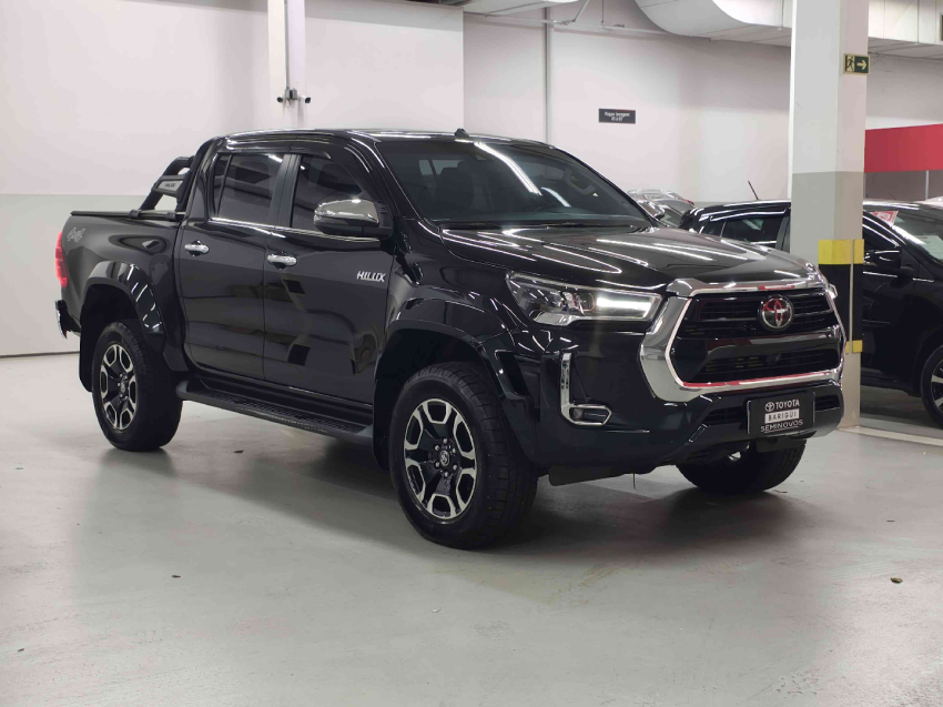 toyota hilux 2.8 d-4d turbo diesel cd srx plus 4x4 automatico 4p 20240