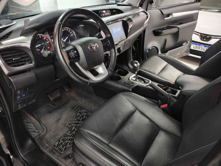toyota hilux 2.8 d-4d turbo diesel cd srx plus 4x4 automatico 4p 20249