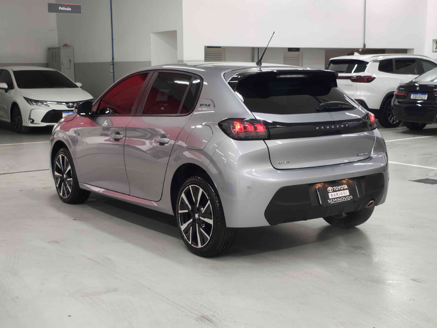 peugeot 208 1.0 turbo 200 flex style cvt 4p automatico 20243