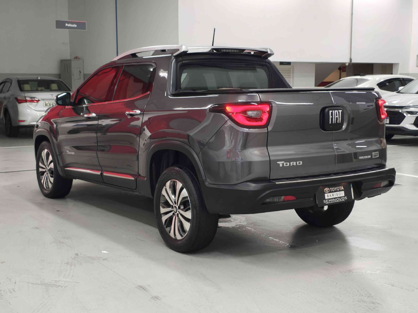 fiat toro 1.3 turbo 270 flex volcano at6 4p automatico 20223
