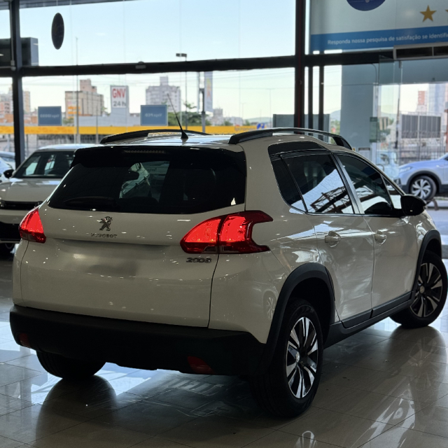 peugeot 2008 1.6 16v flex allure 4p automatico 2022