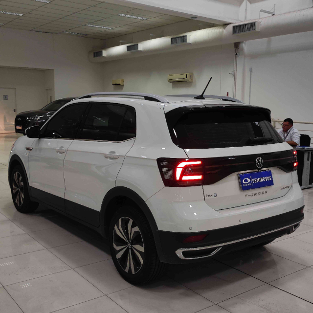 volkswagen t-cross 1.4 250 tsi total flex highline automatico 4p 2023