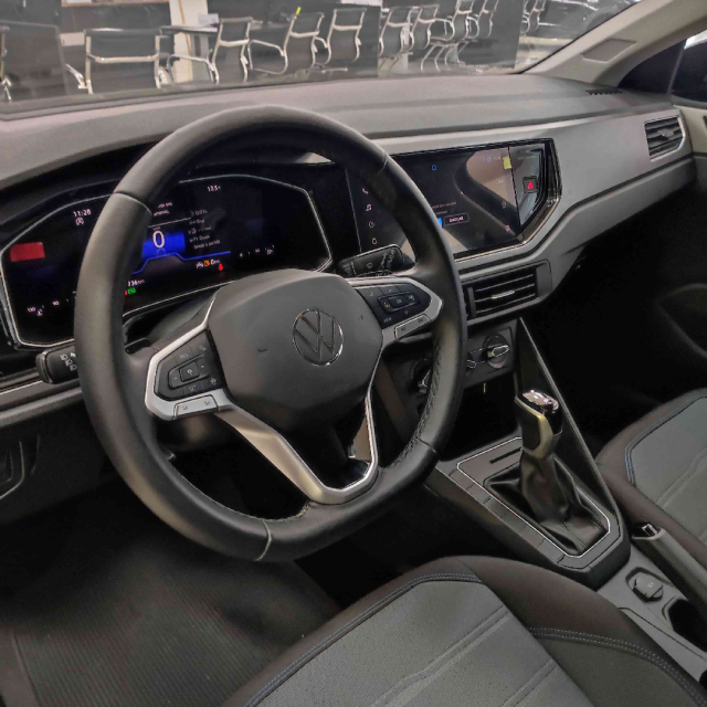 volkswagen nivus 1.0 200 tsi total flex comfortline automatico 4p 2024