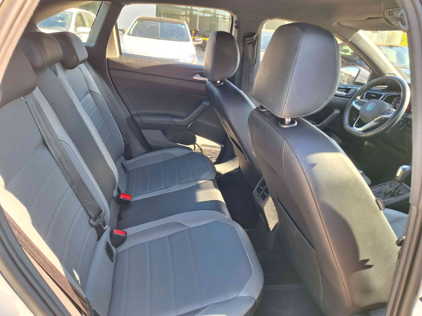 volkswagen nivus 1.0 200 tsi total flex highline automatico 4p 2021