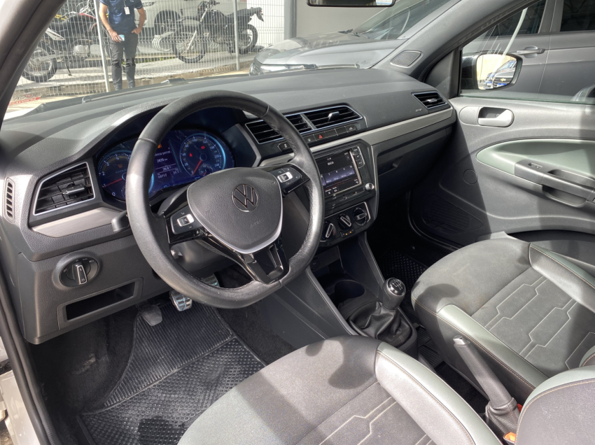 volkswagen saveiro 1.6 msi extreme cd 16v flex 2p manual 3p automatico 2024