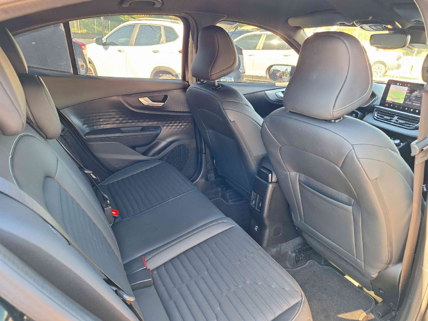 fiat fastback 1.3 turbo 270 flex limited edition at6 4p automatico 2025