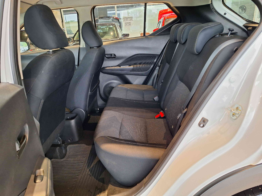 nissan kicks 1.6 16v flexstart active xtronic flex automatico 20248