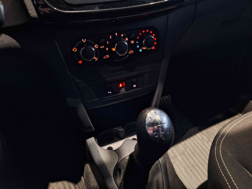 renault logan 1.0 12v sce flex zen manual 5p 20246