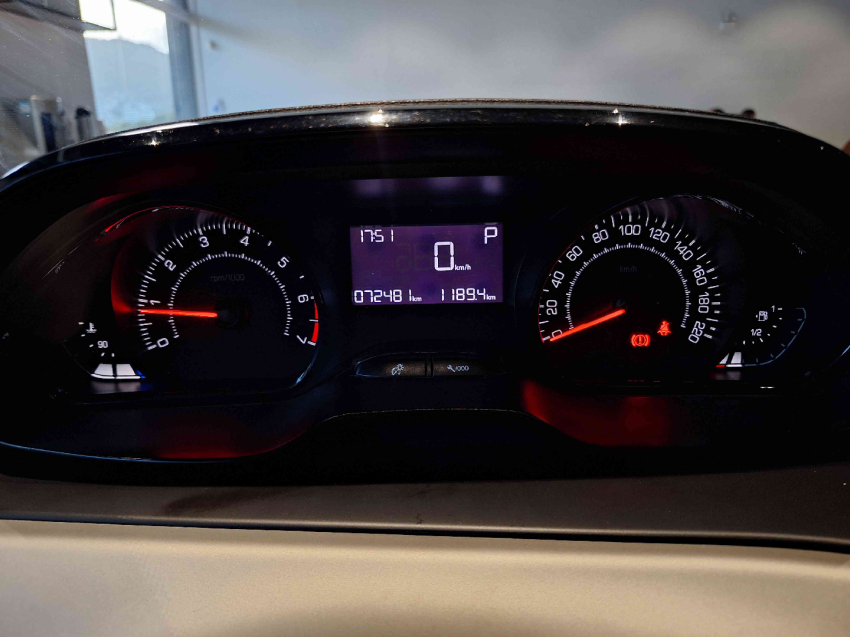 peugeot 2008 1.6 16v flex allure business 4p automatico 5p 2018