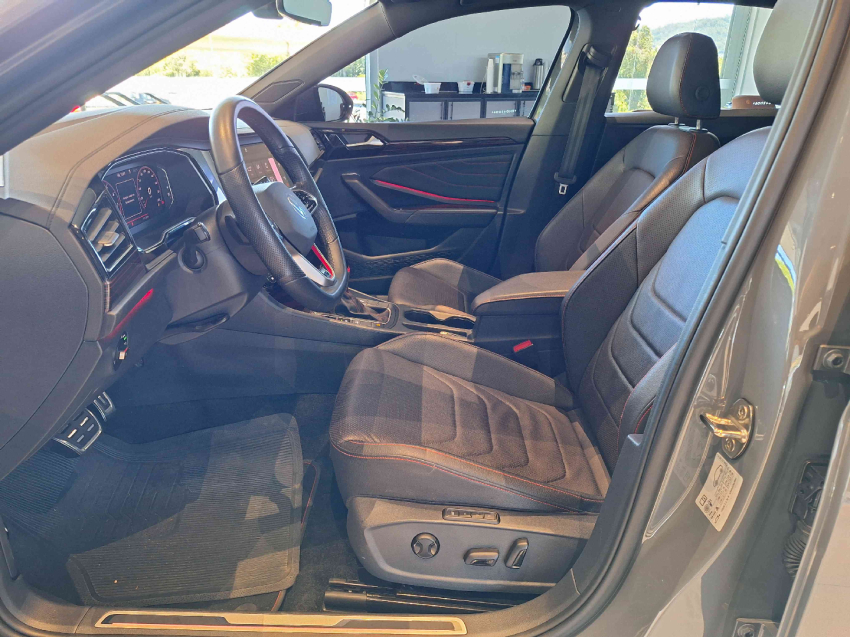 volkswagen jetta 2.0 gasolina semiautomatico 20244