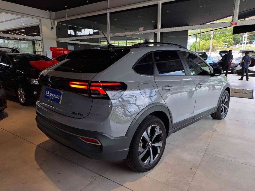 volkswagen nivus flex automatico 202210
