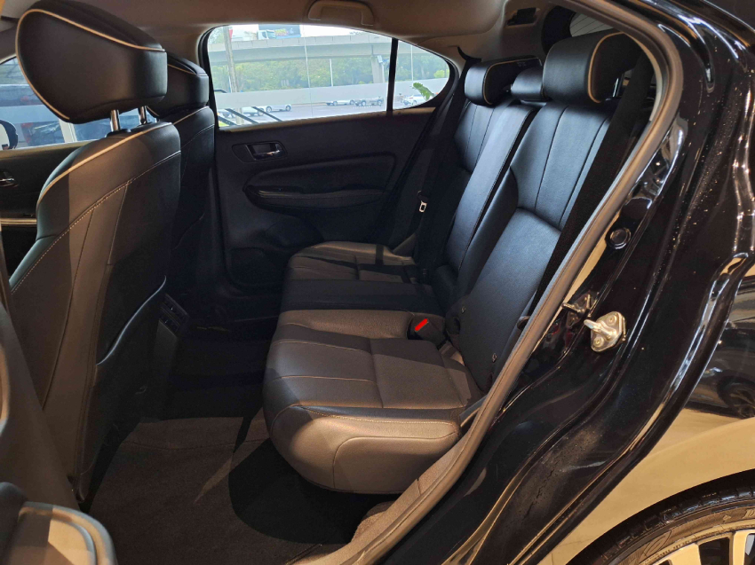 honda city hatchback touring 1.5 flex 16v aut10