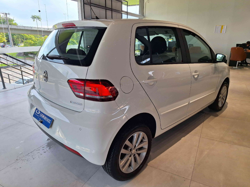 volkswagen fox 1.6 flex 201810