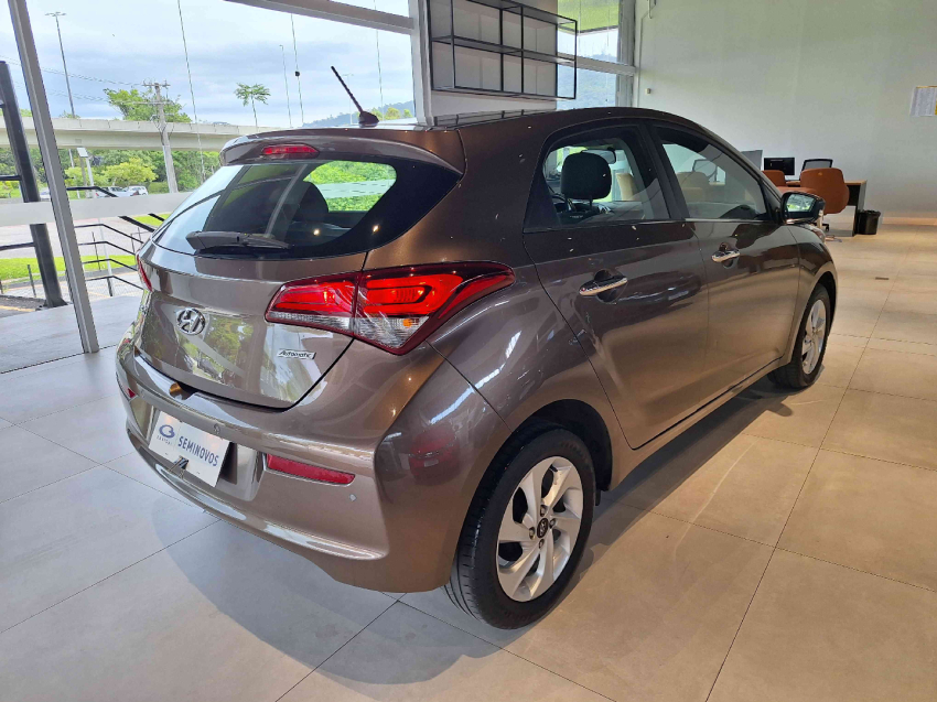 hyundai hb20 1.6 flex automatico 201813