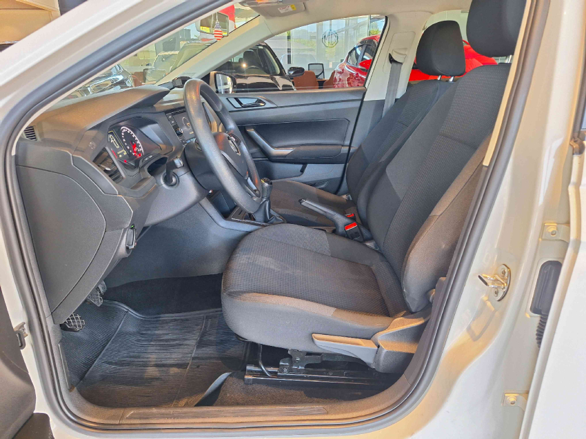 volkswagen polo 1.6 flex 20217