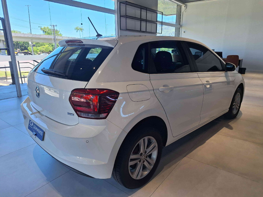 volkswagen polo 1.6 flex 202111