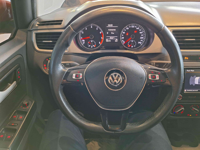 volkswagen fox 1.6 flex 20188