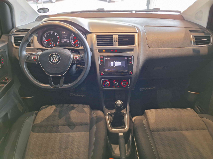 volkswagen fox 1.6 flex 20185