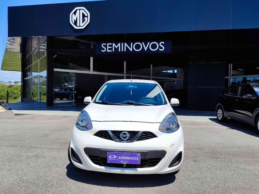 nissan march 1.0 flex 20195