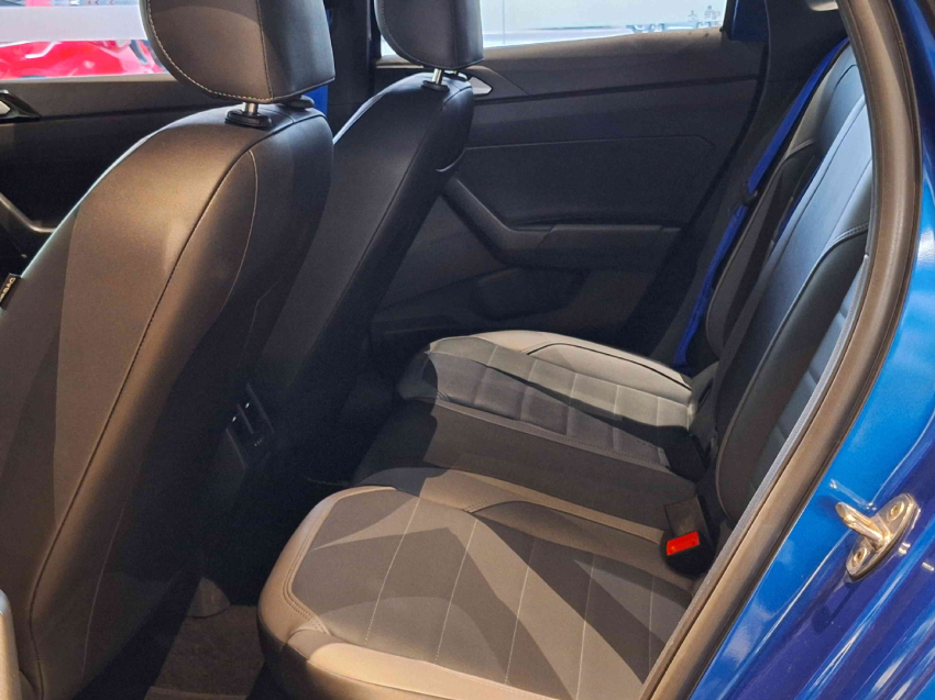 volkswagen nivus 1.0 200 tsi total flex highline automatico 4p 20227