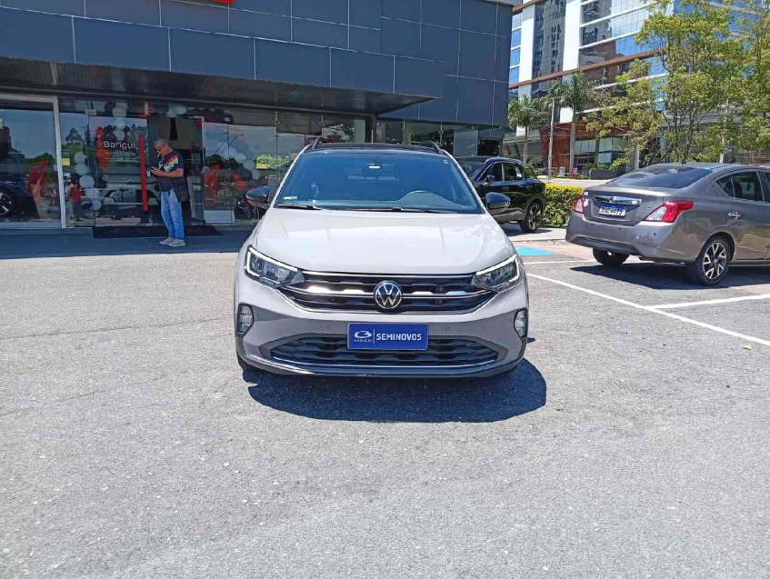 volkswagen nivus 1.0 200 tsi total flex highline automatico 4p 20231