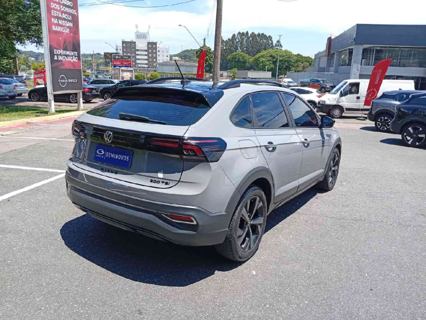 volkswagen nivus 1.0 200 tsi total flex highline automatico 4p 20236