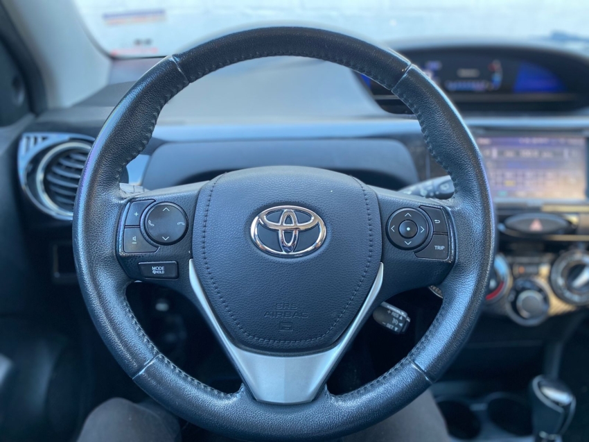 toyota etios 1.5 platinum 16v flex 4p automatico 5p 201811