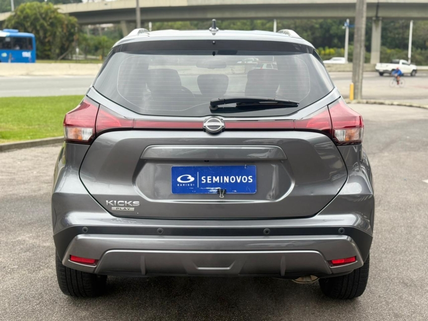 nissan kicks play advance 20254