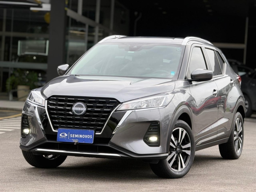 nissan kicks play advance 2025